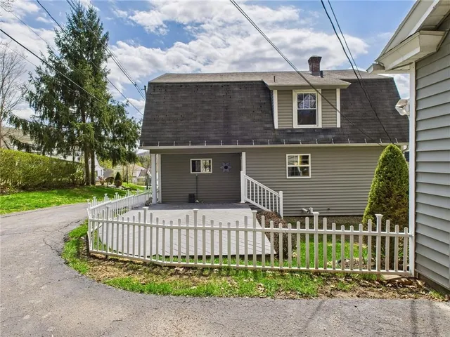 $219,900 | 2 Abbott Road, Bradford, PA 16701