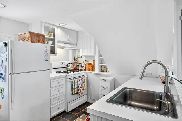 $425,000 | 4 South Highland Road, Unit C, Truro, MA 02666