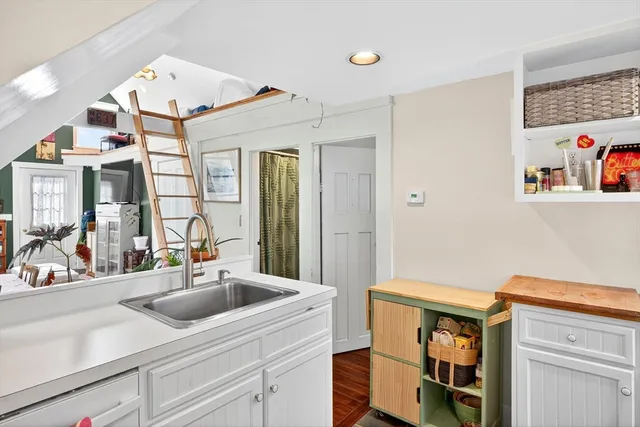 $425,000 | 4 South Highland Road, Unit C, Truro, MA 02666