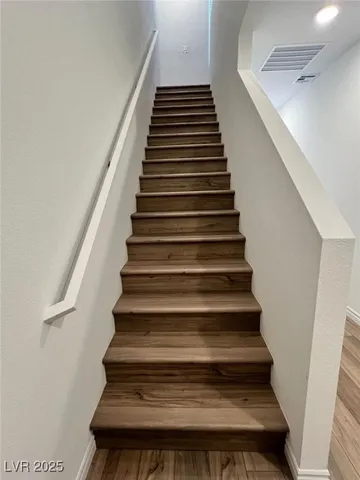 $1,800 | 1072 Gabriela Ridge Lane, Henderson, NV 89002