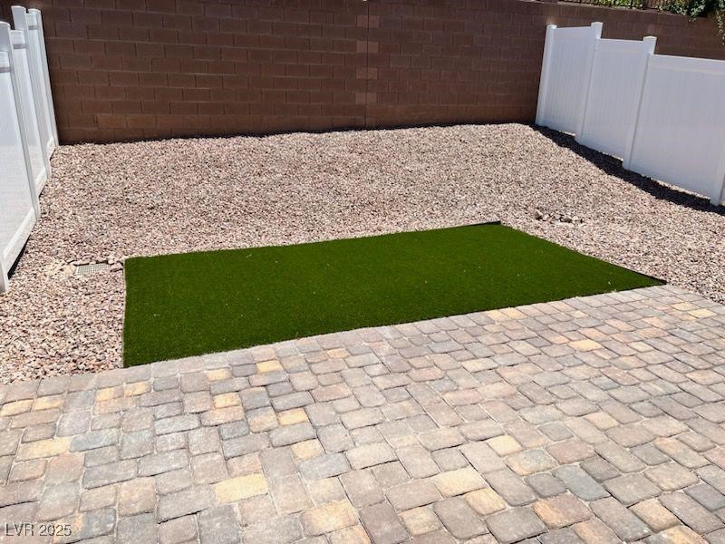 1072 Gabriela Ridge Lane Henderson, NV 89002 - Photo 25 of 28