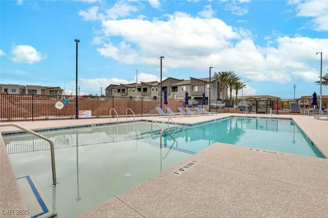 $1,800 | 1072 Gabriela Ridge Lane, Henderson, NV 89002