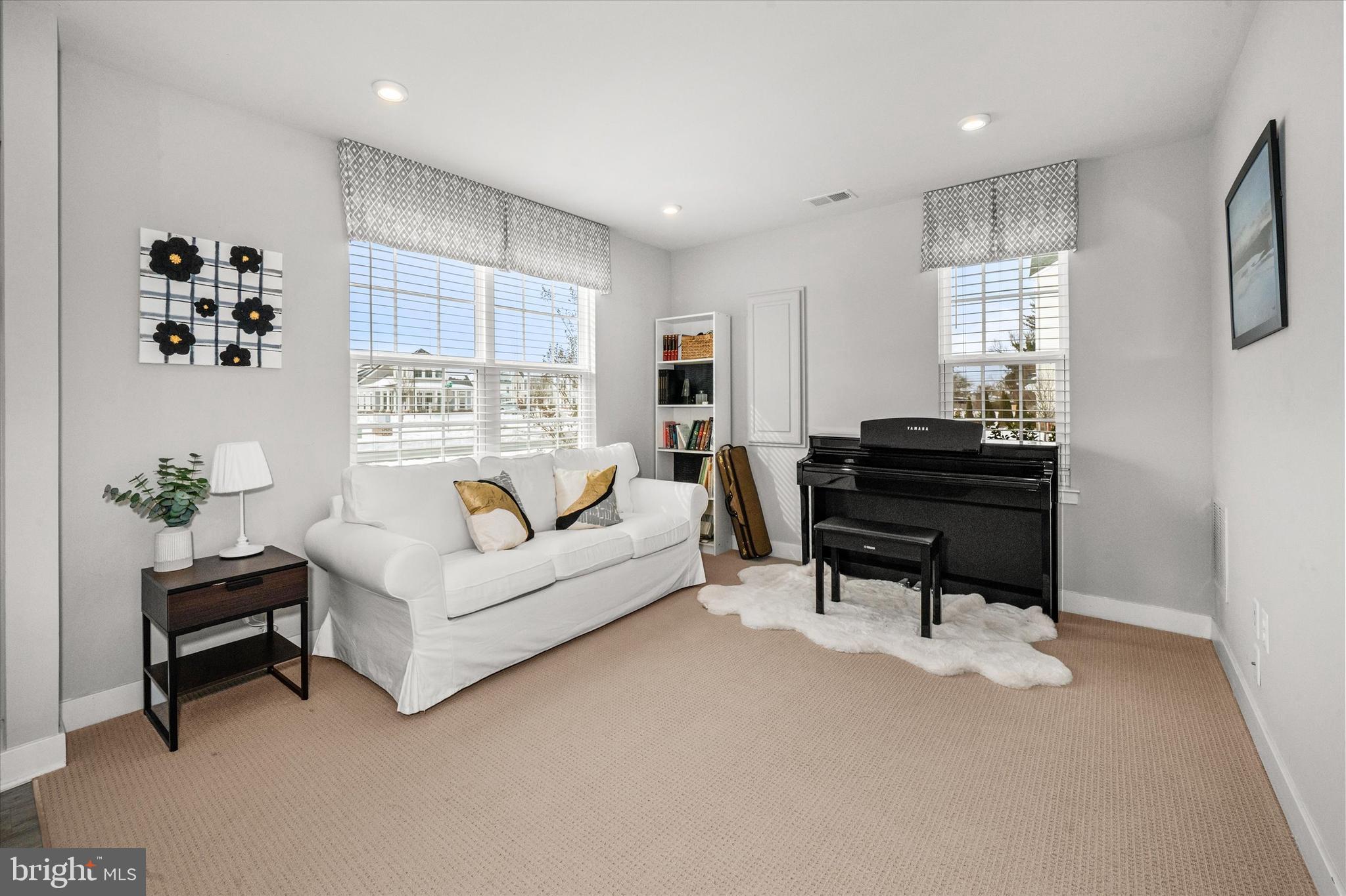 119 Felix Drive Newark, DE 19713 - Photo 4 of 26