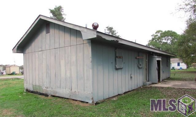 159-161 Milli Street Raceland, LA 70394 - Photo 4 of 13 REAR
