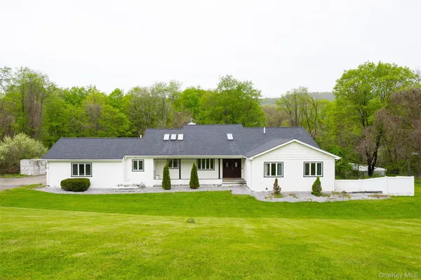 $4,000 | 921 West Dover Road, Pawling, NY 12564