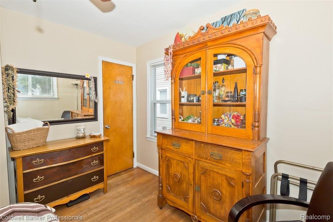 3111 Harvard Road Royal Oak, MI 48073 - Photo 26 of 30 39.jpg
