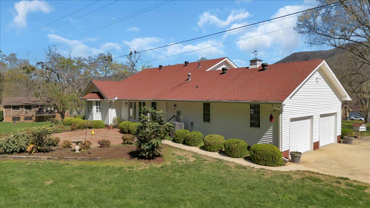 369 Sweetens Cove Road South Pittsburg, TN 37380 - Photo 61 of 73 72-DJI_0189