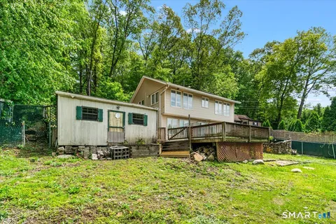 $589,000 | 4 Candlewood Birches, Brookfield, CT 06804