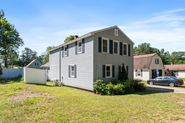 $2,500 | 36 Lark Street, Franklin, NH 03235