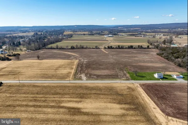 $530,000 | 4275 West Canal Road, Dover, PA 17315