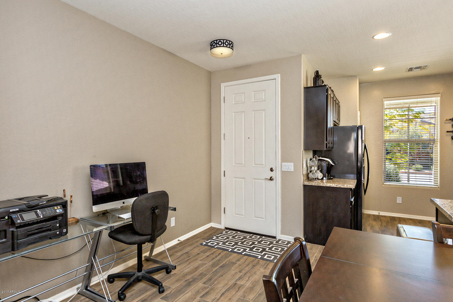 3250 West Florimond Road Phoenix, AZ 85086 - Photo 11 of 31 Entry