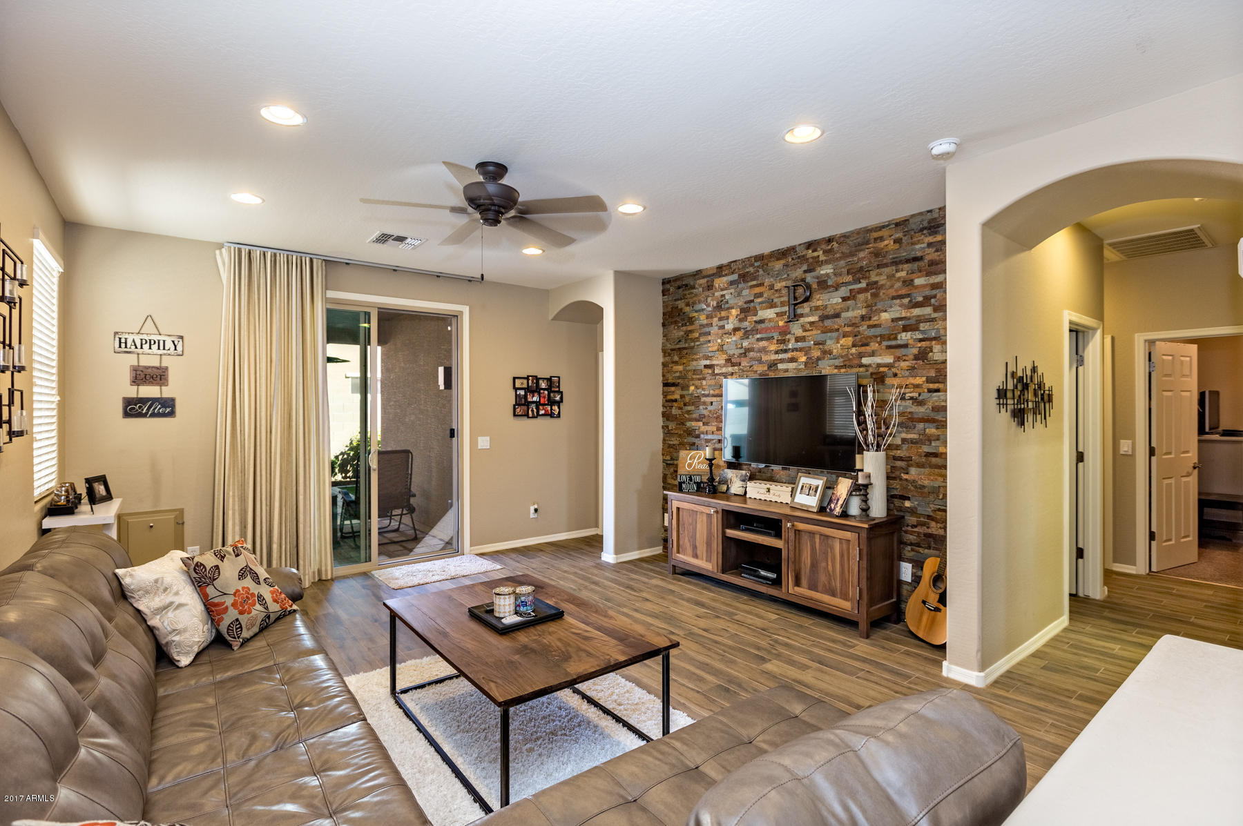 3250 West Florimond Road Phoenix, AZ 85086 - Photo 16 of 31 Great Room