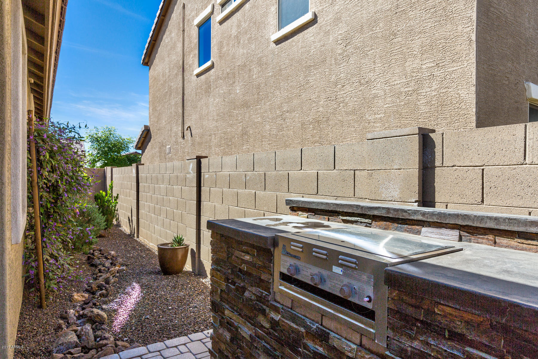 3250 West Florimond Road Phoenix, AZ 85086 - Photo 23 of 31 3250 W Florimond Rd