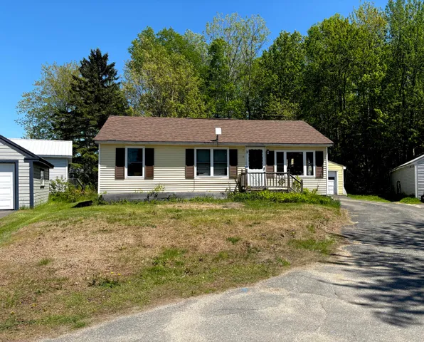 $87,600 | 5 Grove Street, Millinocket, ME 04462