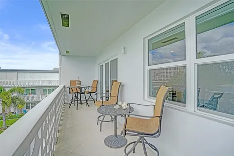 $295,000 | 1001 North Riverside Drive, Unit 304, Pompano Beach, FL 33062