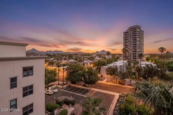 $474,965 | 914 East Osborn Road, Unit 417, Phoenix, AZ 85014