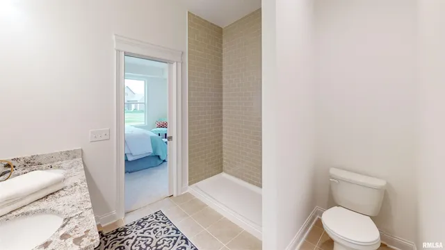 $391,860 | 5885 Butterfield Court, Bettendorf, IA 52722