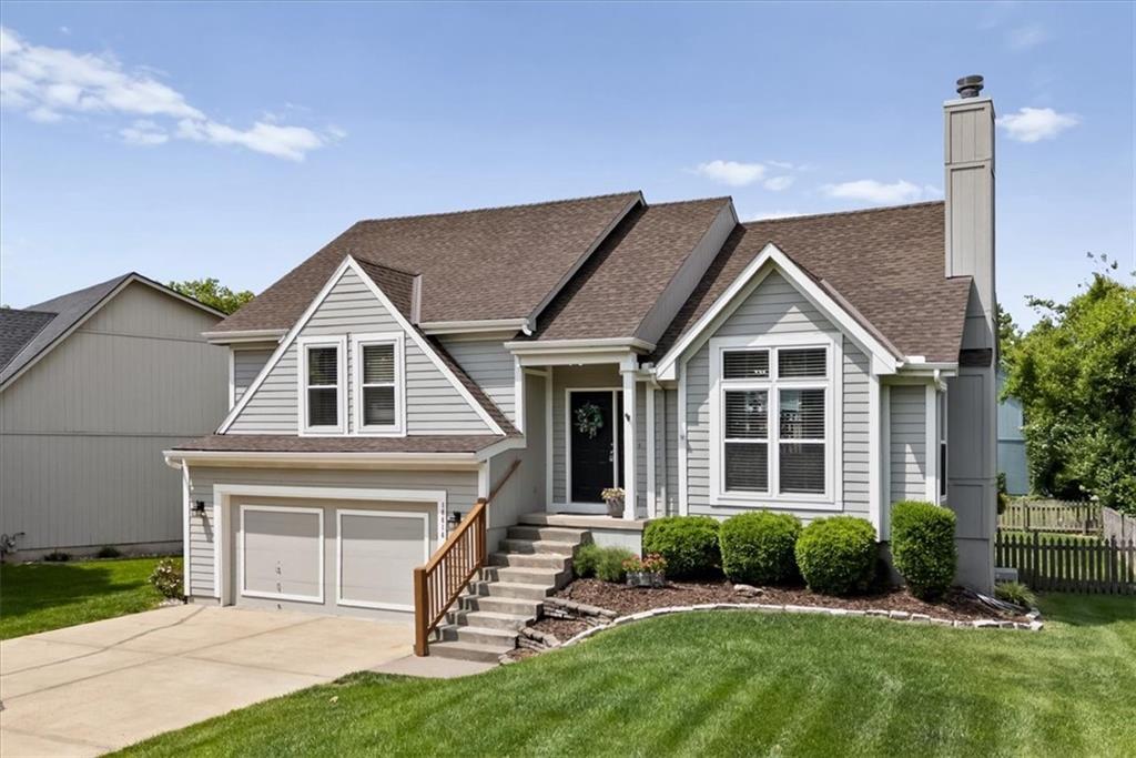 16414 West 158th Terrace Olathe, KS 66062 - Photo 2 of 45
