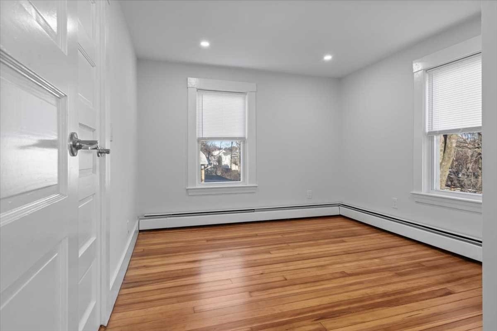 144 Howe Street Marlborough, MA 01752 - Photo 28 of 36