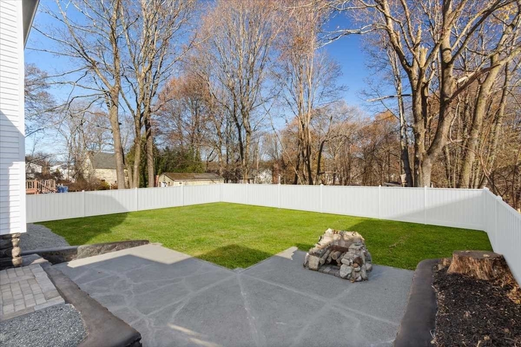 144 Howe Street Marlborough, MA 01752 - Photo 31 of 36