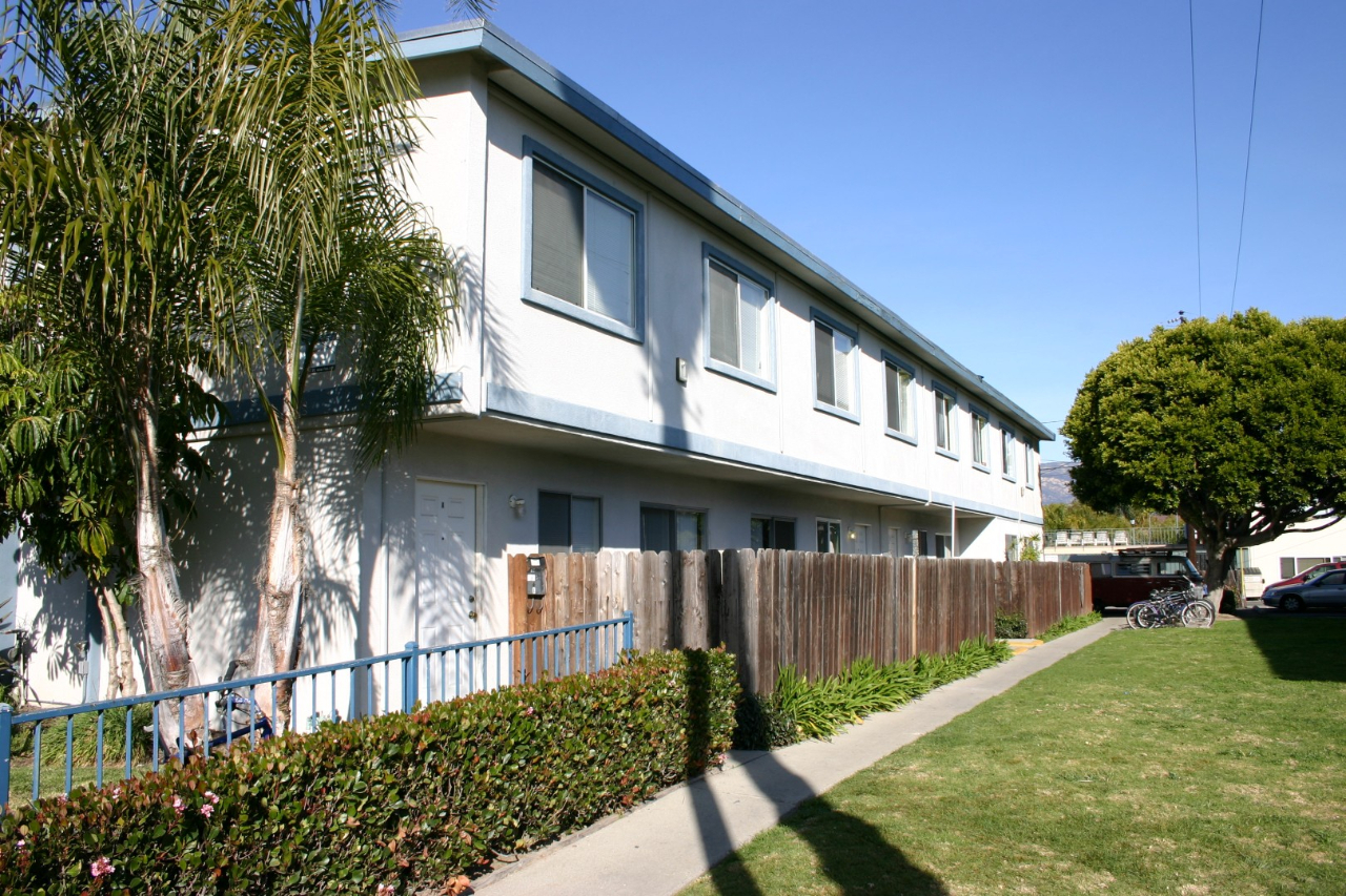 6656 Picasso Road Isla Vista, CA 93117 - Photo 4 of 9 Easterly Side