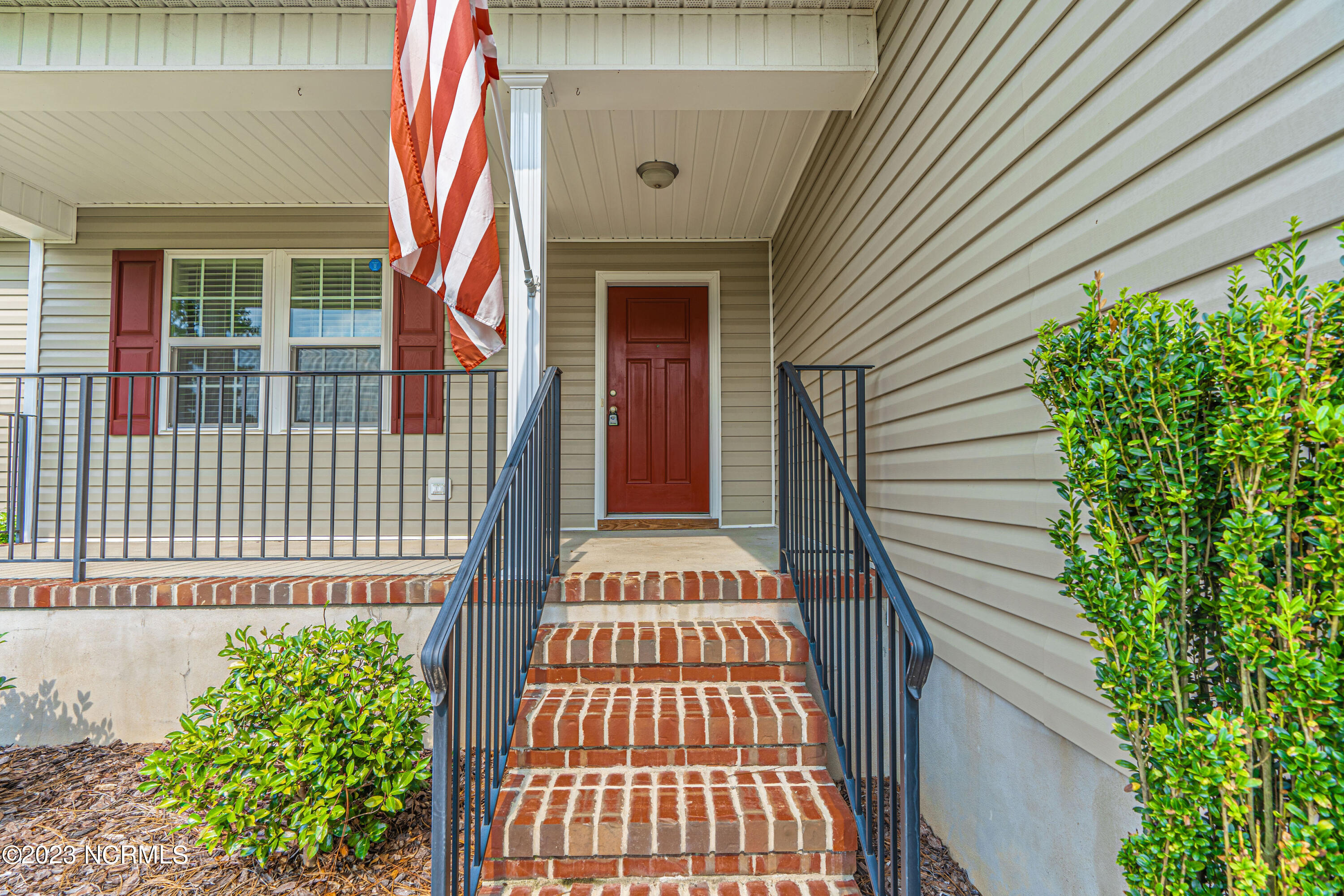 4245 Murdocksville Road West End, NC 27376 - Photo 2 of 22 Covered Front Porch