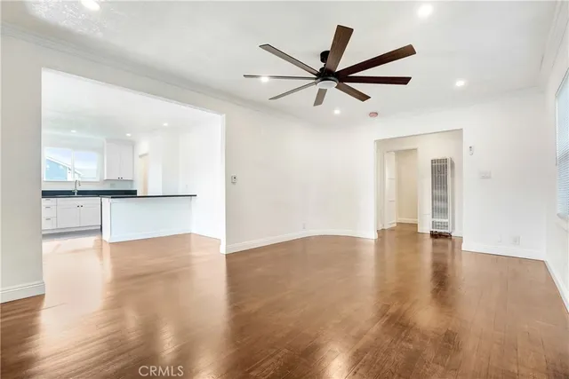 $3,800 | 750 West 118th Street, Los Angeles, CA 90044