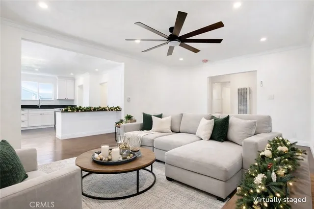 $3,800 | 750 West 118th Street, Los Angeles, CA 90044