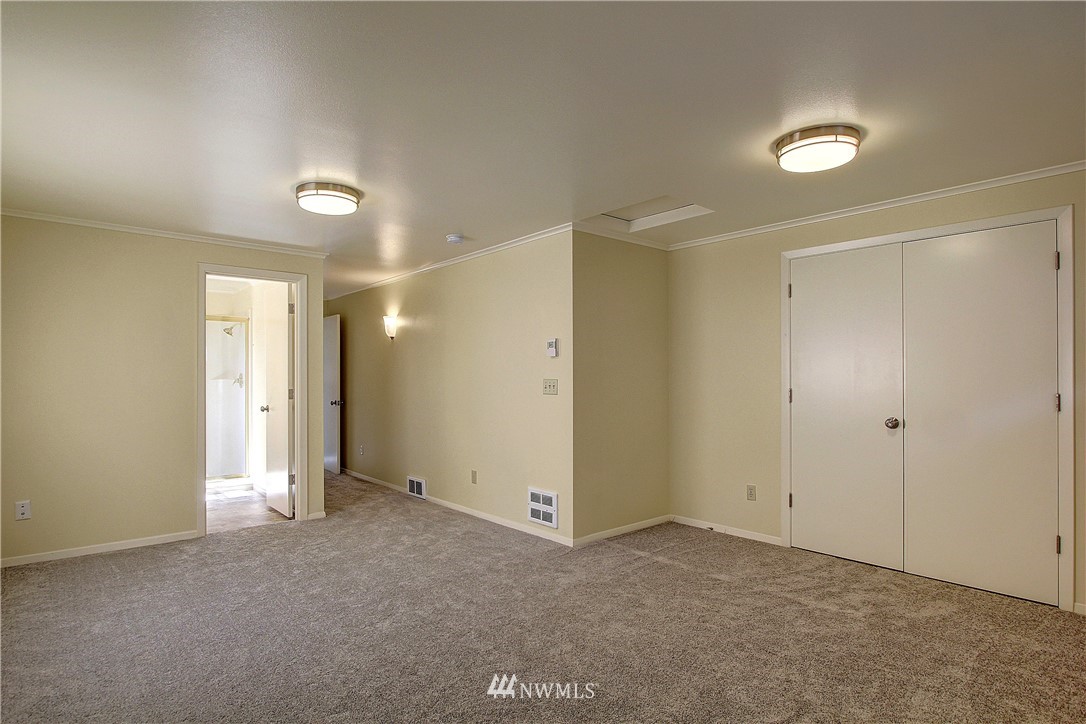5102 Rucker Avenue Everett, WA 98203 - Photo 12 of 30 Gallery Image 12