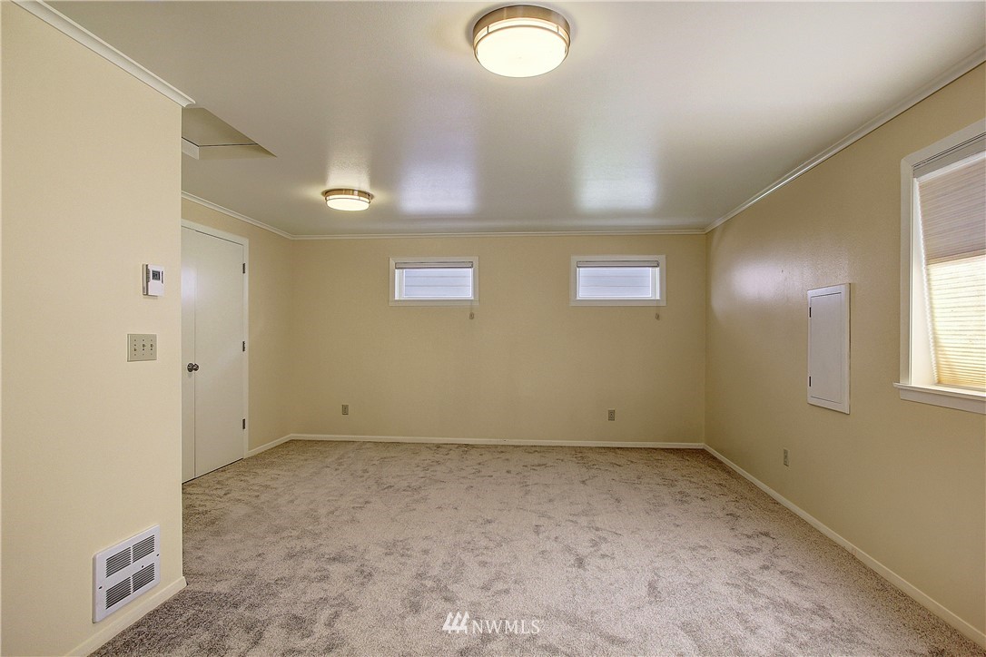 5102 Rucker Avenue Everett, WA 98203 - Photo 13 of 30 Gallery Image 13