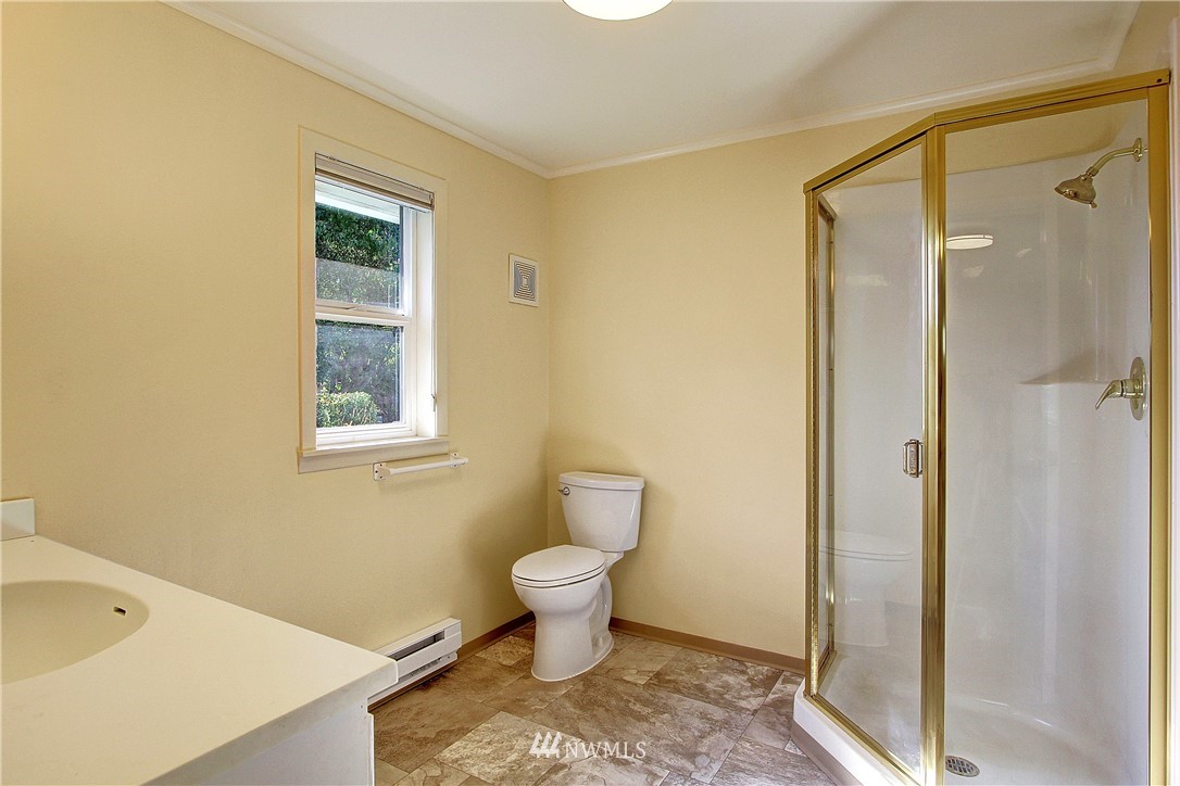 5102 Rucker Avenue Everett, WA 98203 - Photo 14 of 30 Gallery Image 14