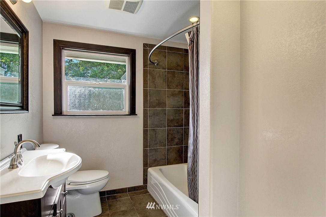 5102 Rucker Avenue Everett, WA 98203 - Photo 17 of 30 Gallery Image 17
