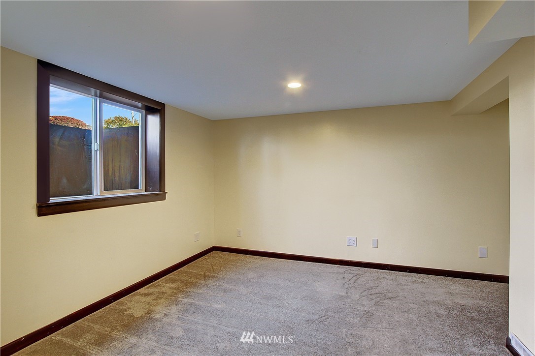 5102 Rucker Avenue Everett, WA 98203 - Photo 21 of 30 Gallery Image 21
