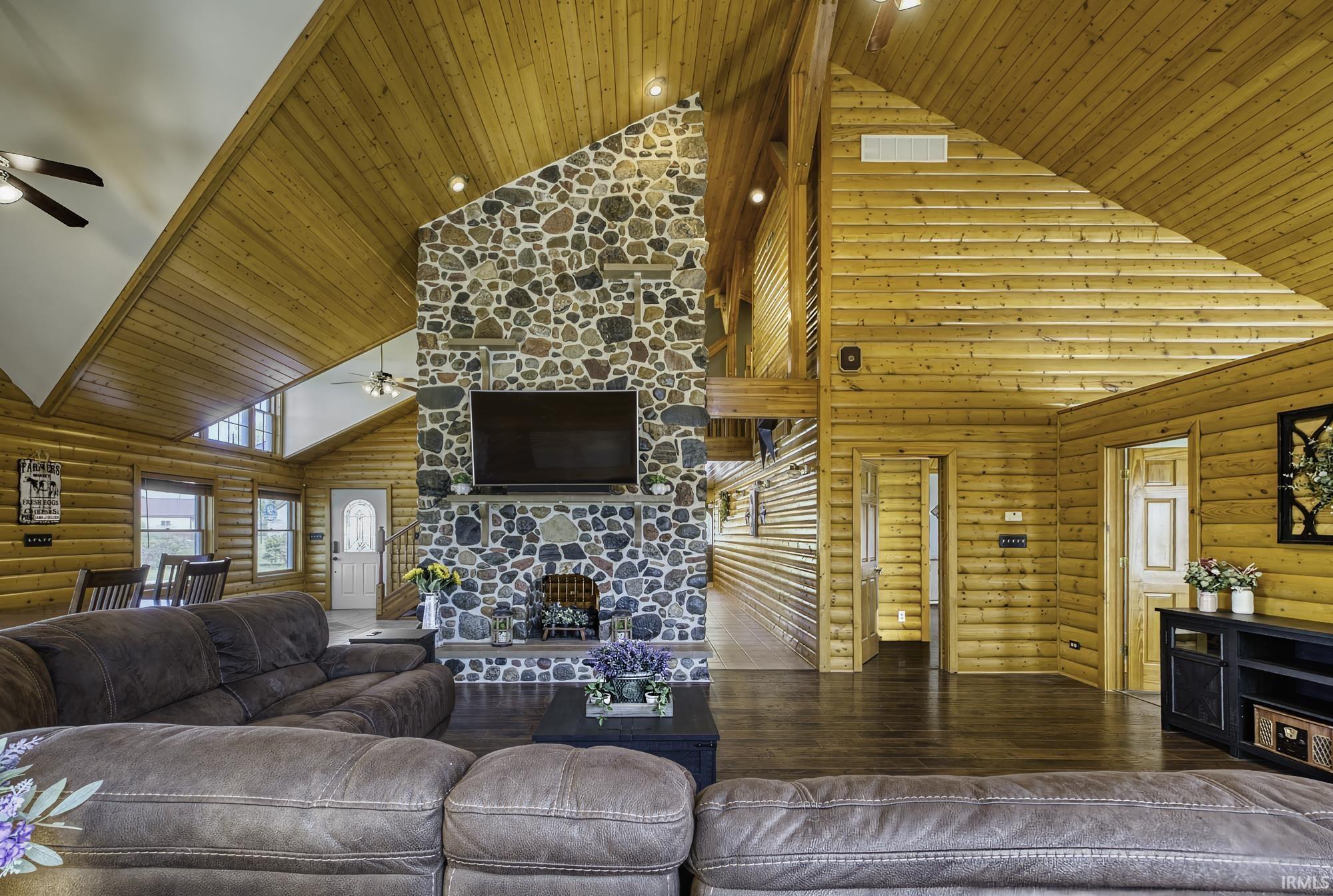 10453 Highway 101 Decatur, IN 46733 - Photo 12 of 36