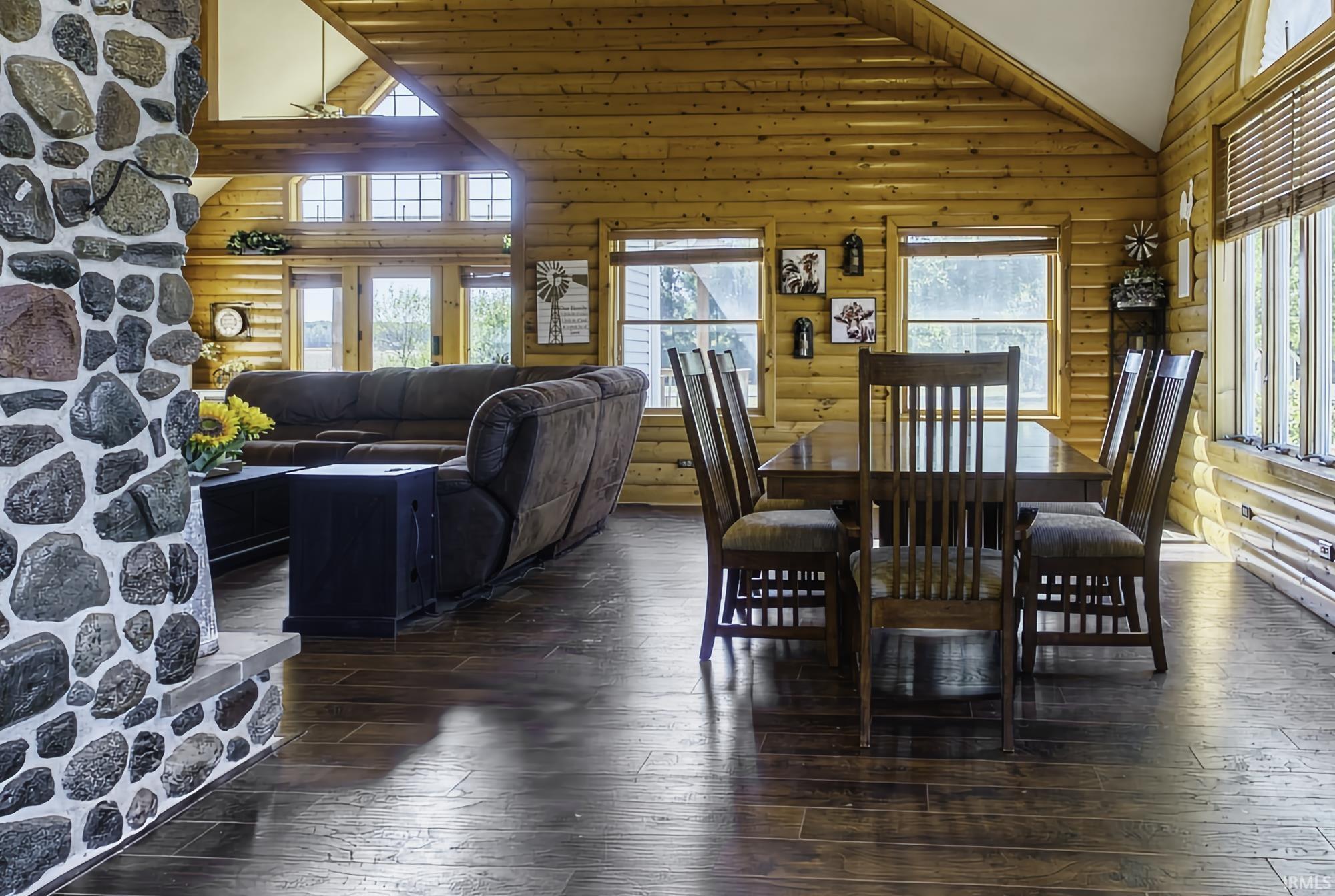 10453 Highway 101 Decatur, IN 46733 - Photo 13 of 36