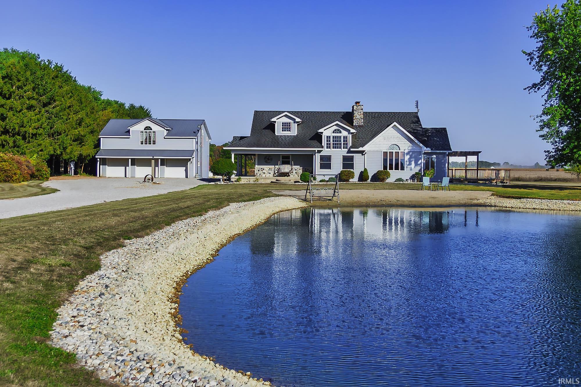 10453 Highway 101 Decatur, IN 46733 - Photo 2 of 36