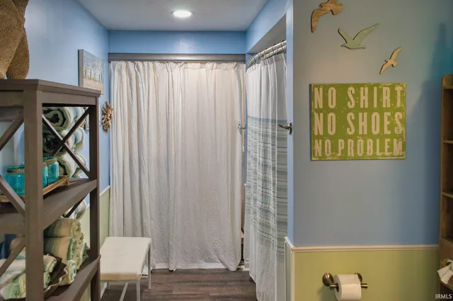 $649,900 | 10453 Highway 101, Decatur, IN 46733