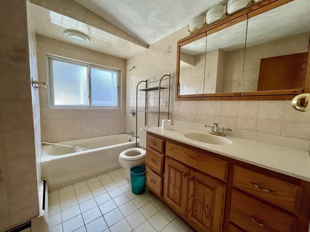 352 North Emerson Road Lexington, MA 02420 - Photo 16 of 24