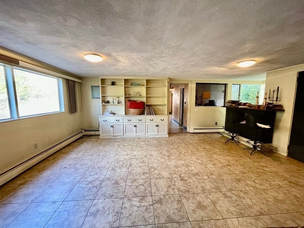 352 North Emerson Road Lexington, MA 02420 - Photo 18 of 24