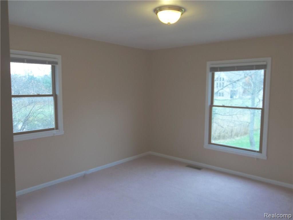2873 Clarkston Road Oakland, MI 48363 - Photo 32 of 90 100_0051.jpg