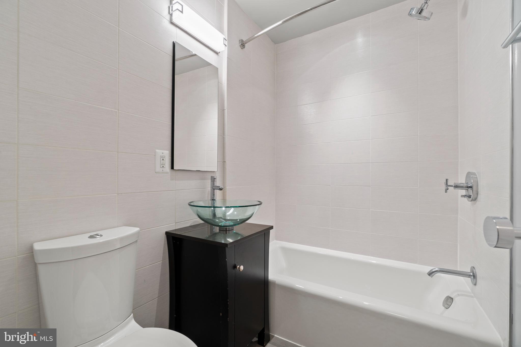 626 Independence Avenue Southeast, Unit 105 Washington, DC 20003 - Photo 13 of 20