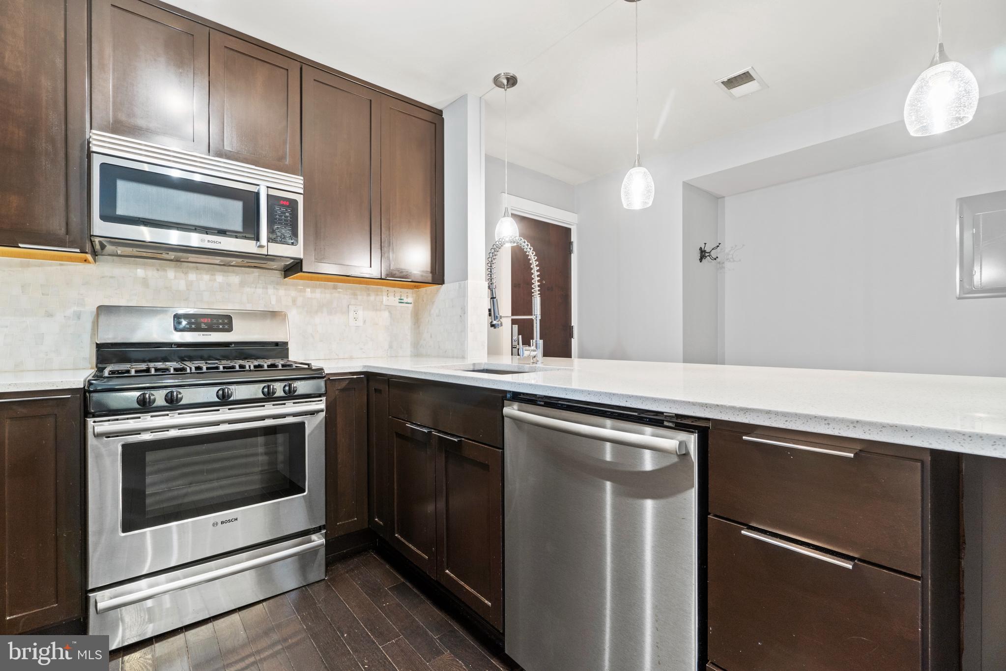 626 Independence Avenue Southeast, Unit 105 Washington, DC 20003 - Photo 5 of 20