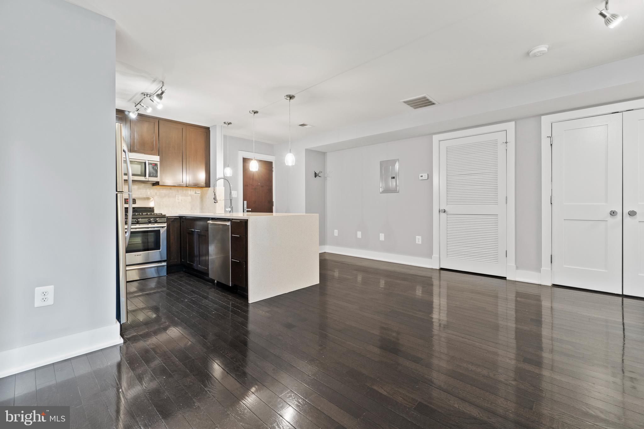 626 Independence Avenue Southeast, Unit 105 Washington, DC 20003 - Photo 8 of 20