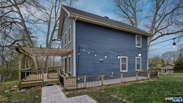 $749,000 | 99 Beech Terrace, Wayne, NJ 07470