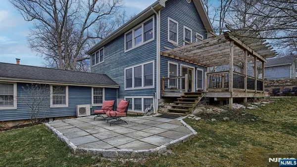 $749,000 | 99 Beech Terrace, Wayne, NJ 07470