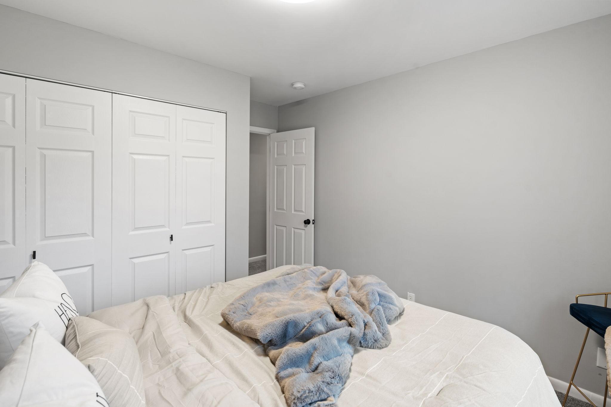 13304 Pine Ridge Road Burnsville, MN 55337 - Photo 18 of 43