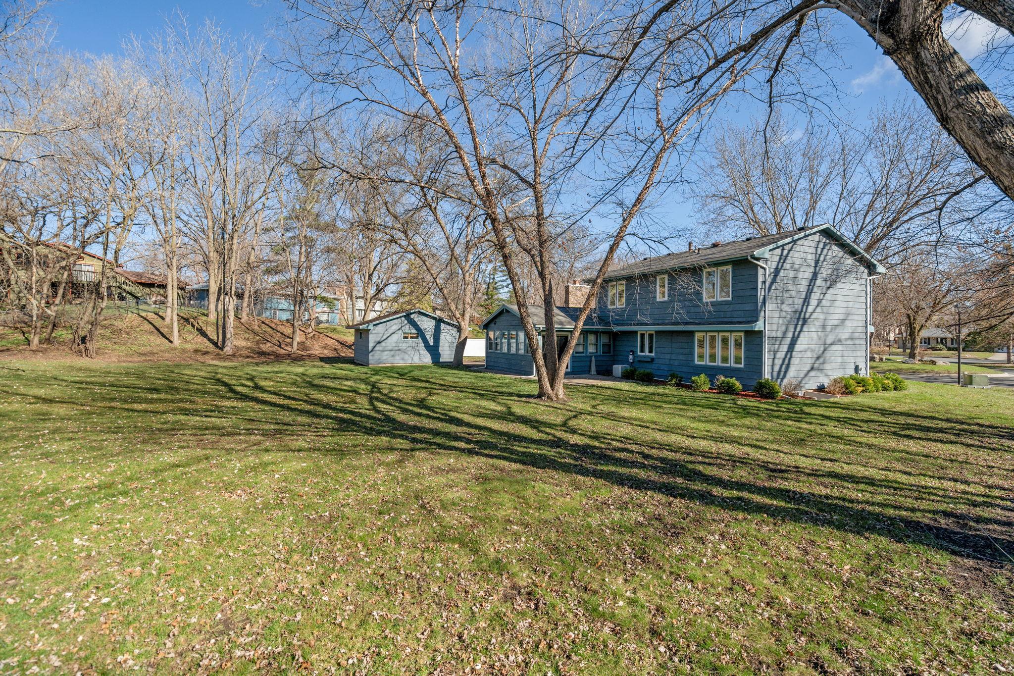 13304 Pine Ridge Road Burnsville, MN 55337 - Photo 35 of 43