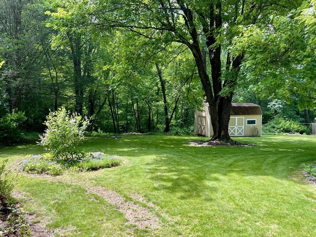866 Burts Pit Road Northampton, MA 01062 - Photo 39 of 42