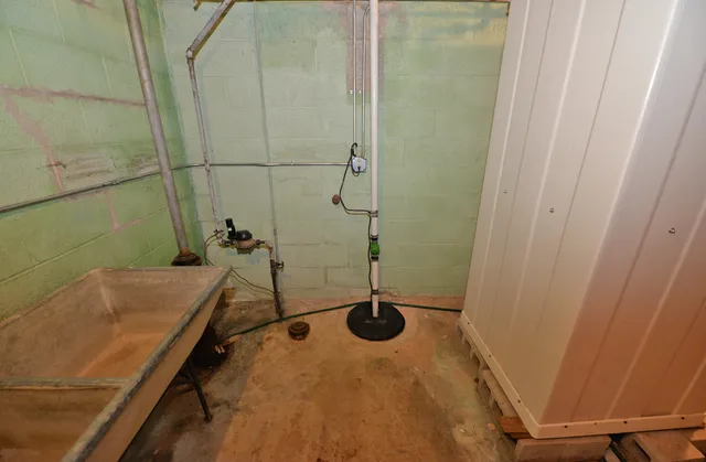 $199,900 | 2031 Wustum Avenue, Racine, WI 53404