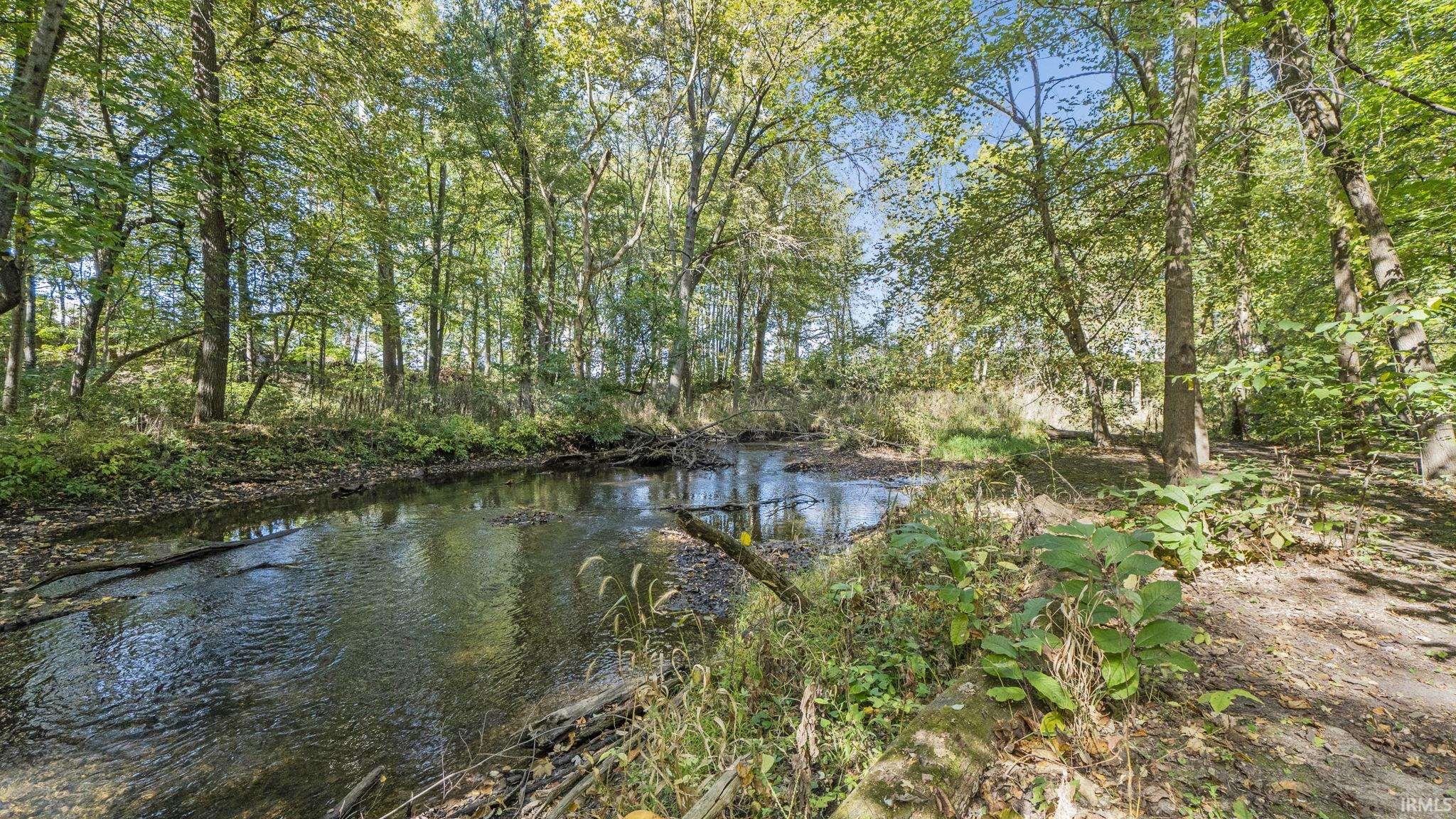 2020 Robb Road Warsaw, IN 46580 - Photo 5 of 36 Gallery Image 5